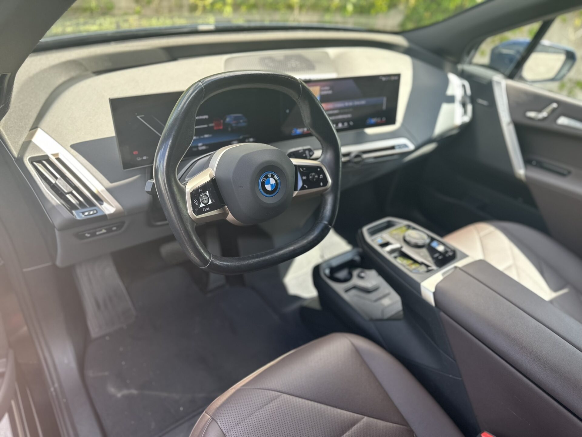 BMW iX 2023