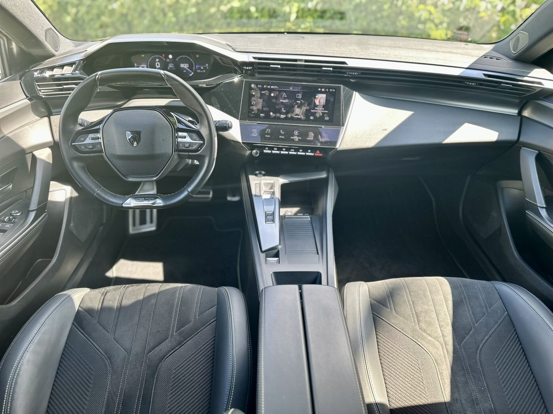 Peugeot 408 2023