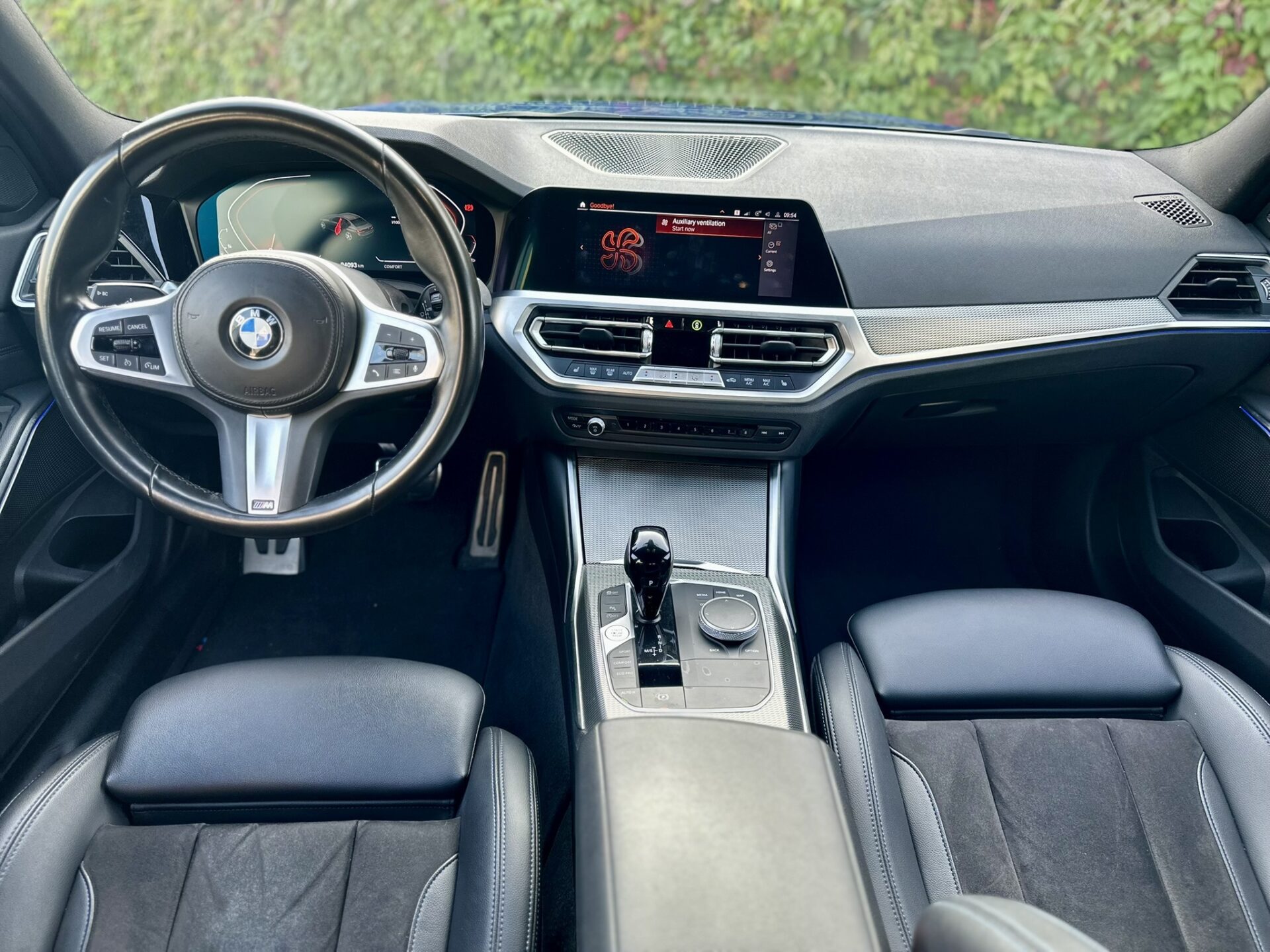 BMW 318 2022