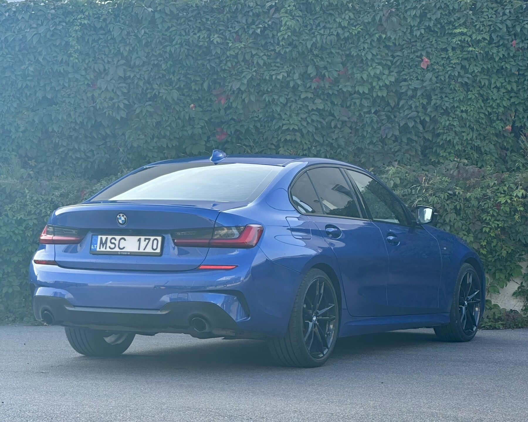 BMW 318 2022